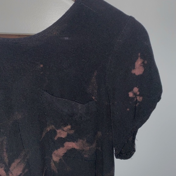 HI-LOW BLEACHED ZIPPERED TOP - Picture 3 of 5